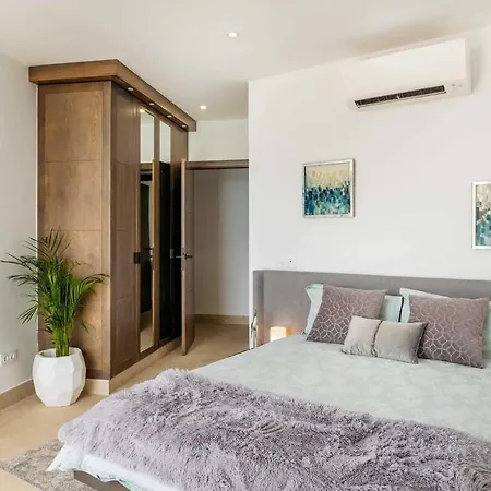 Estellar Villa Puerto del Carmen (Lanzarote)