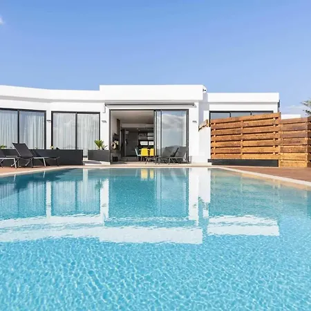 Villa Estellar Puerto del Carmen (Lanzarote)